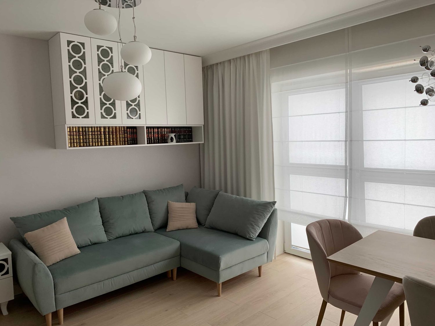 Realizacja dekoracji okiennych Astron Design
